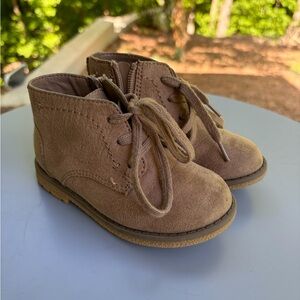 Cat & Jack Hadrian Chukka Kids Boots